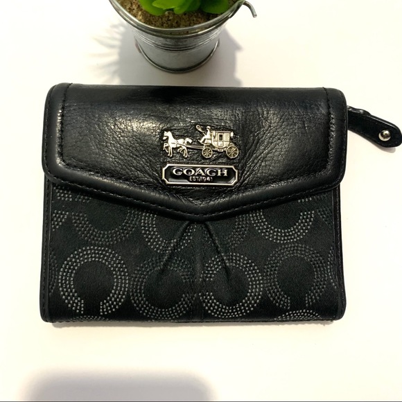 Coach Handbags - Coach wallet signature